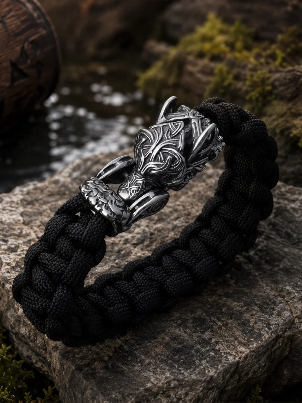 Stainless steel wolf head rope bracelet
